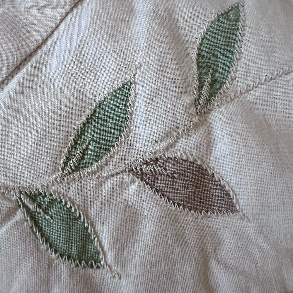Vintage Quilt Embroidery Botanical Lace Flowers 81"x83" Set With 3 Pillow Covers - Picture 11 of 16